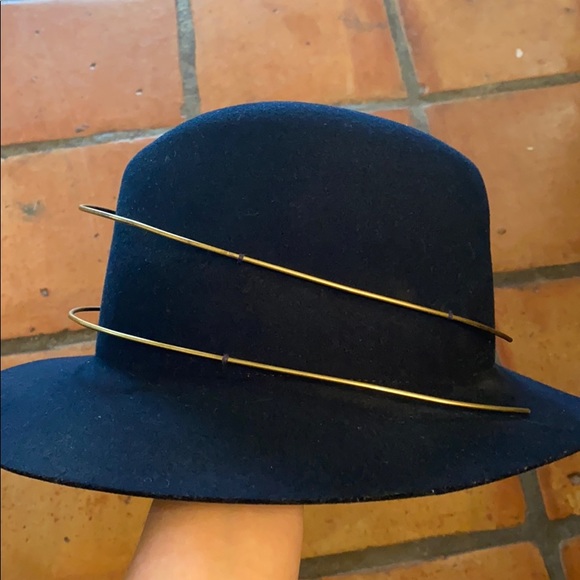 Janessa Leone George Hat - Picture 4 of 7